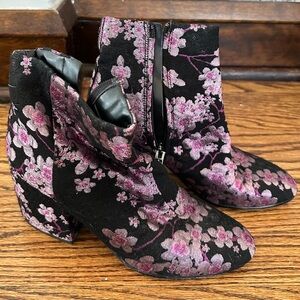 Sam Edelman Black and Pink Floral Ankle Boots